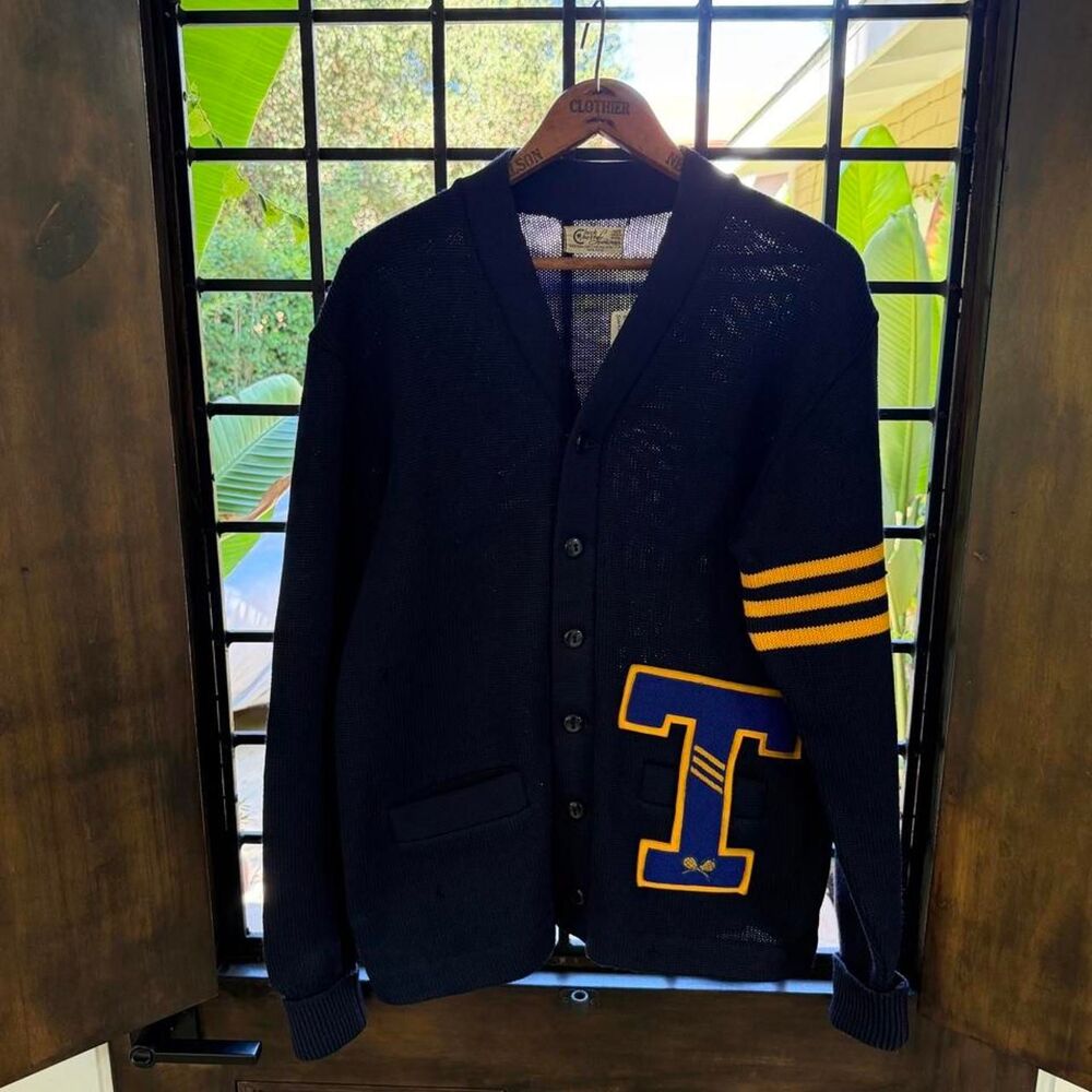 American-vintage Men's Navy and Blue Cardigan